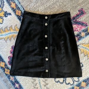 H&M black faux suede mini skirt with buttons